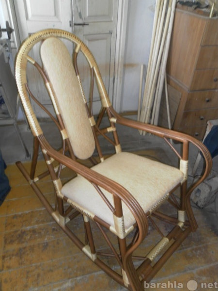 Продам: Кресло-качалка из ивы
