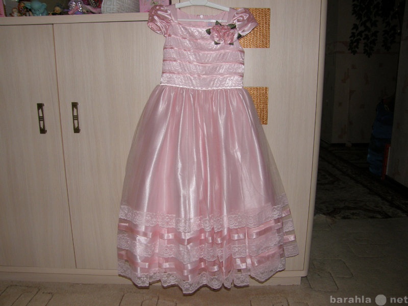 Продам: Нарядное платье