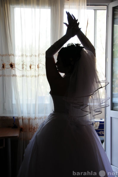 Продам: свадебное платье р-р 48-50