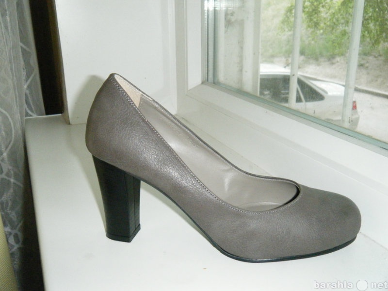 Продам: туфли женские новые серые