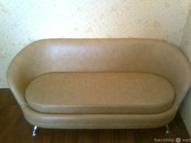 Продам: диван кожзам практически новый