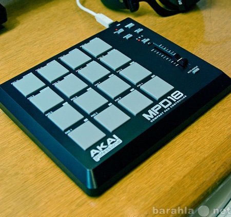 Продам: MIDI-контроллер AKAI MPD18