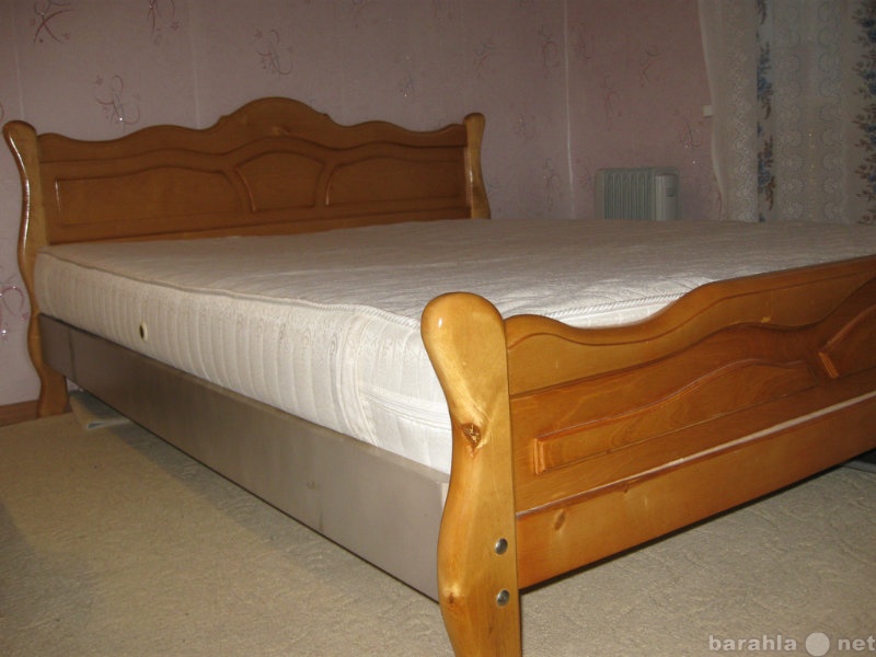 Продам: 2 спальная кровать с матрасом