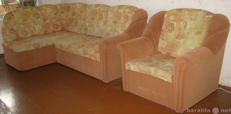 Продам: Угловой диван+раскладное кресло