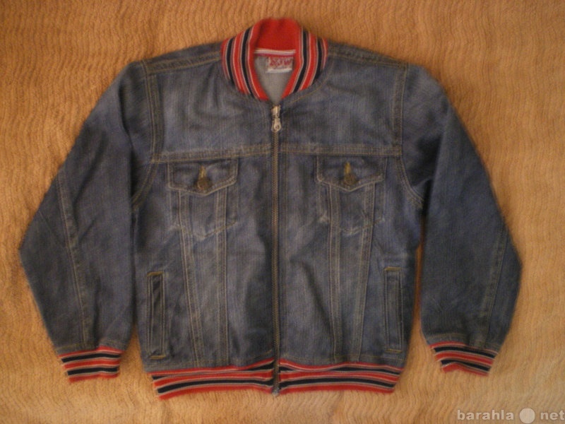 Продам: куртка джинсовая