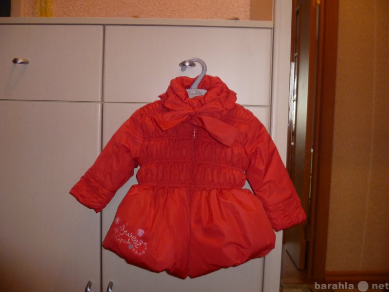 Продам: куртка на девочку рост 74