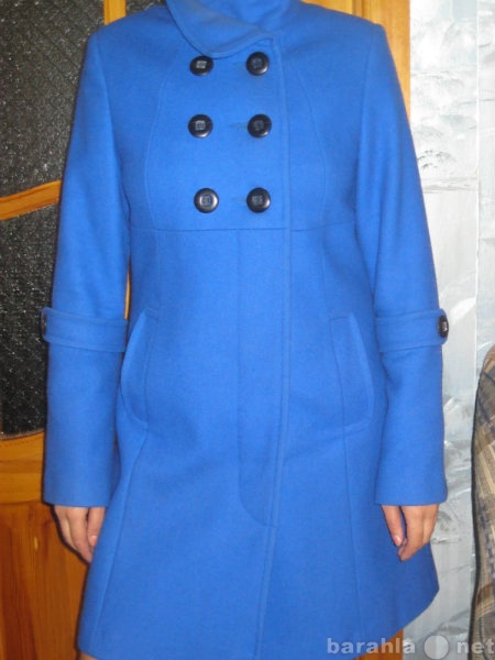 Продам: Пальто 44 размера б/y 1 сезон