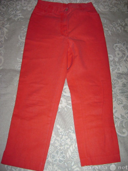 Продам: Яркие брюки размер 44