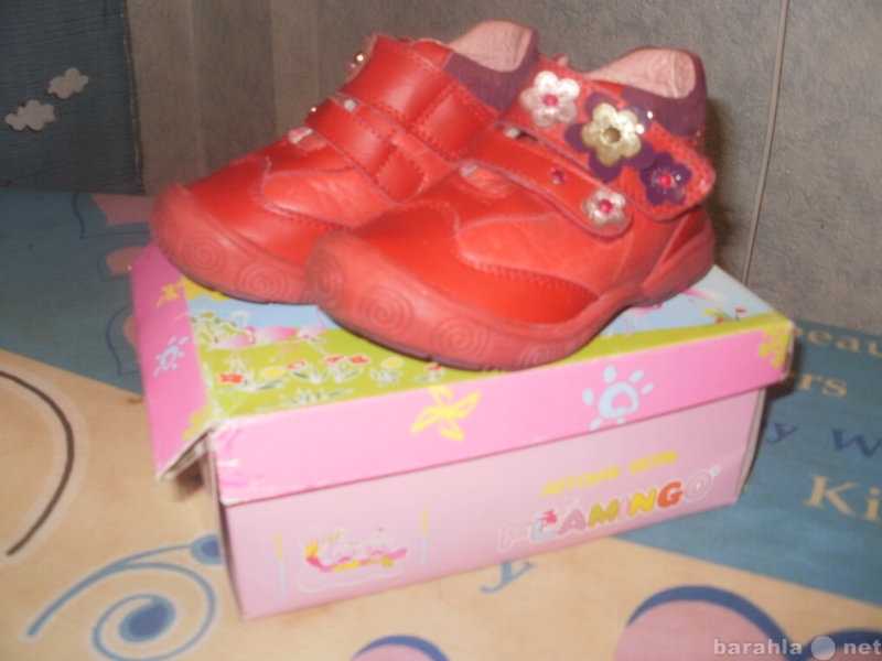 Продам: Детские ботинки
