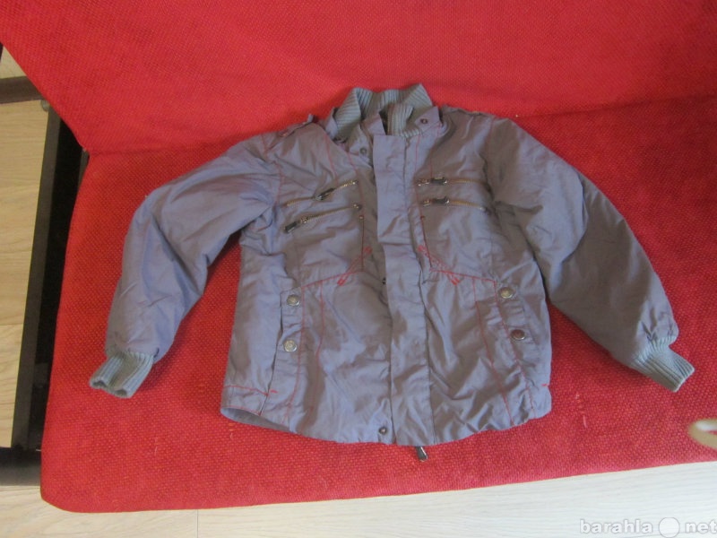 Продам: Осенняя куртка для мальчика