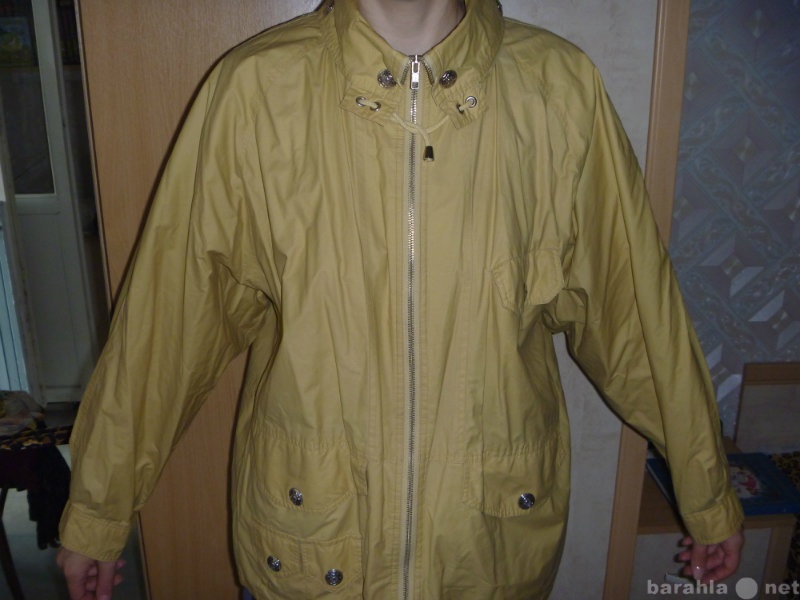 Продам: Куртка-ветровка-дождевик