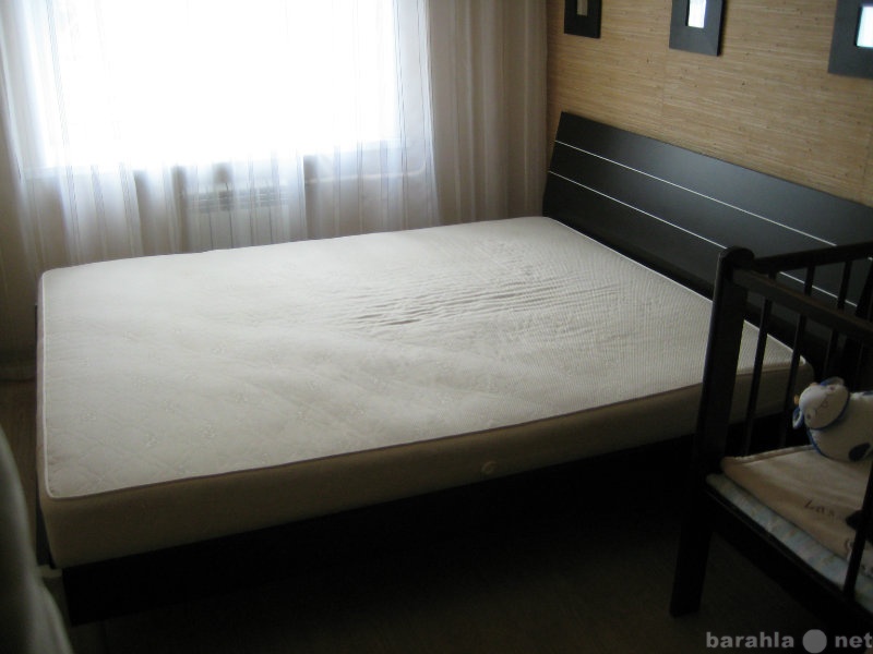 Продам: кровать 2-спальная с матр+тумба прикров