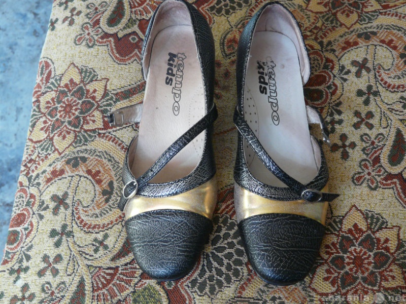 Продам: туфли девичьи