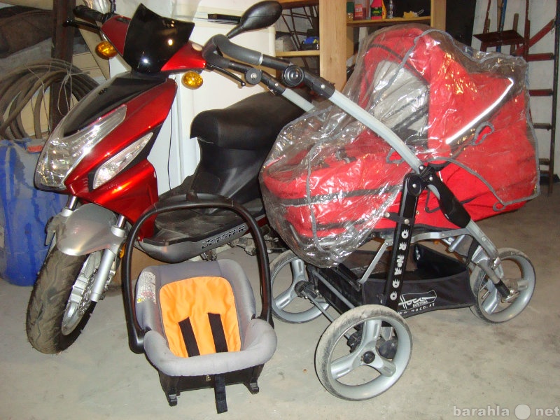 Продам: спортивная трехколесная коляска