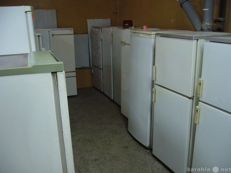 Продажа б у бытовой. Холодильник Бирюса 22с-2. Холодильник б/у. Бэушные холодильники. Продается холодильник.
