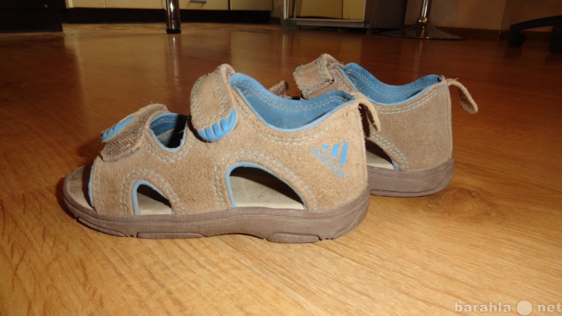 Продам: сандали ADIDAS 26