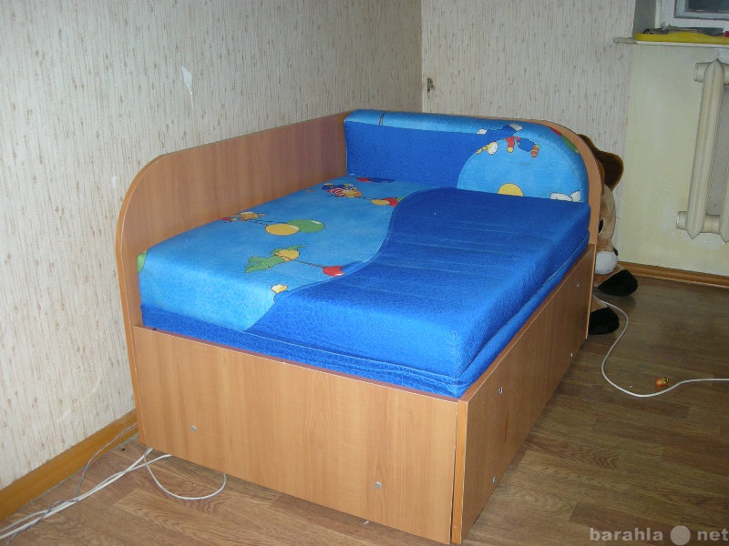 Продам: Детская кровать-софа