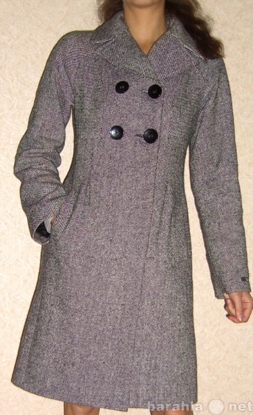 Продам: Стильное пальто для стройной девушки 44