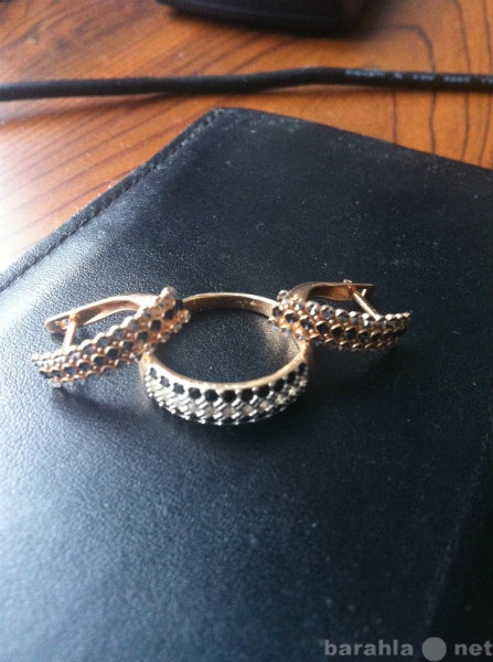 Продам: Золотые кольцо и серьги