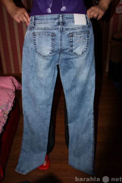 Продам: джинсы молодежные