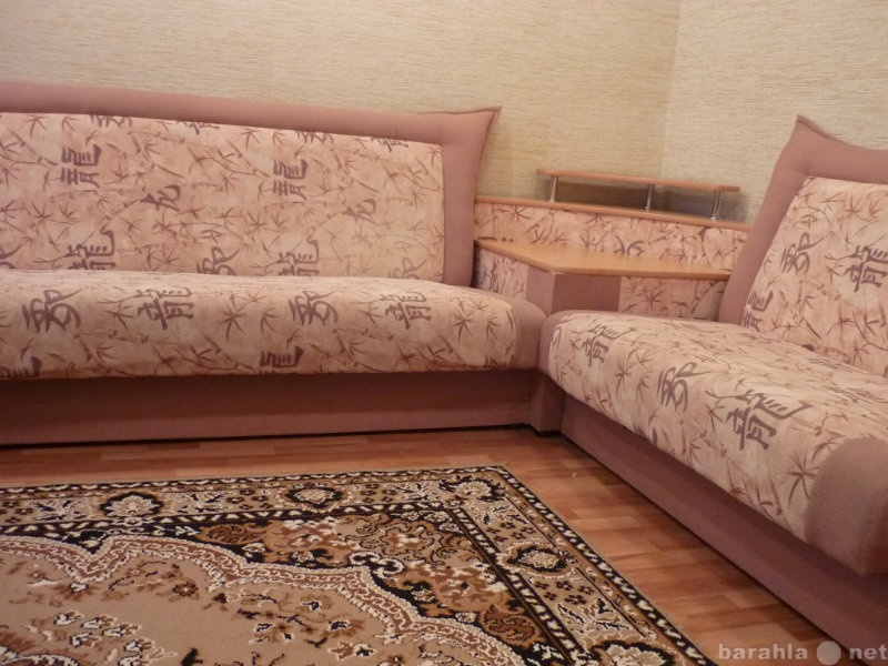 Продам: Угловой диван+кресло-кровать