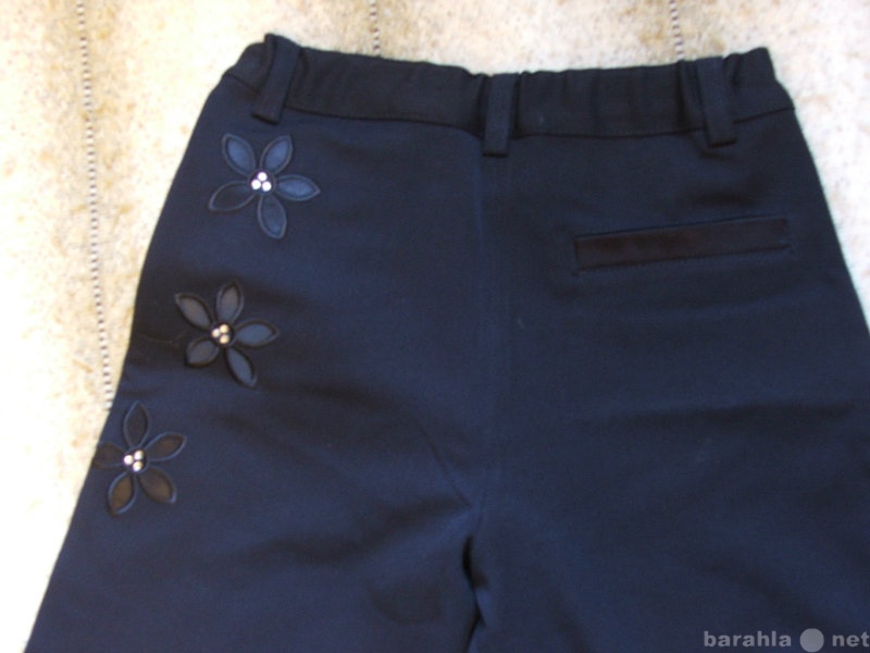 Продам: брюки для девочки, темно-синие