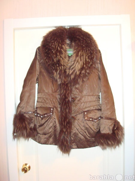 Продам: куртка женская