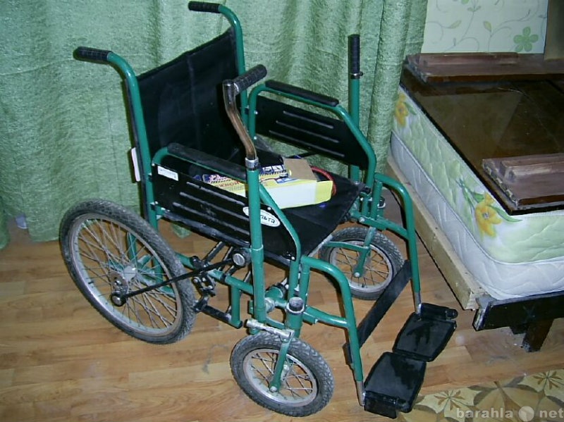 Отдам даром: кресло-каталка инвалидная