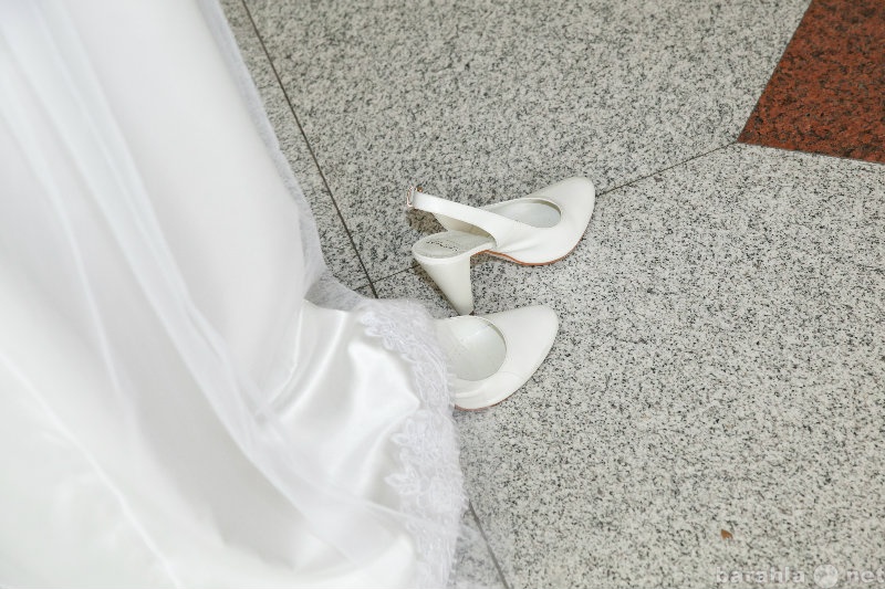 Продам: свадебные туфли carnaby Р. 38