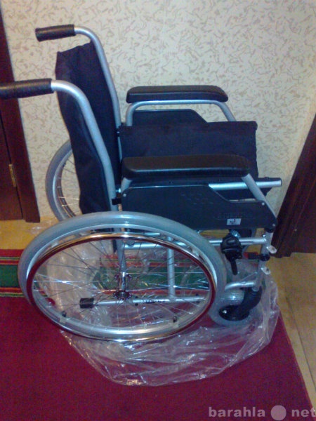 Продам: Новое  инвалидное Кресло-коляска