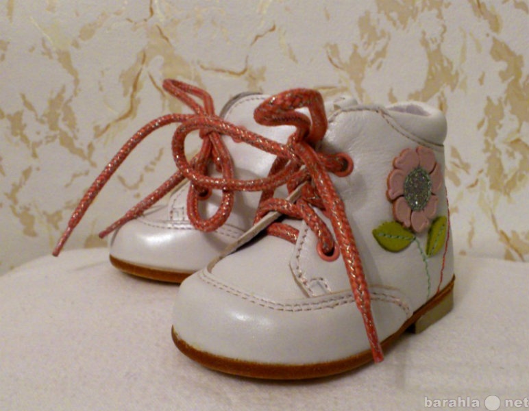 Продам: Ботинки для девочки, размер 17