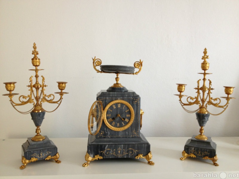 Продам: Старинные каминные часы с канделябрами