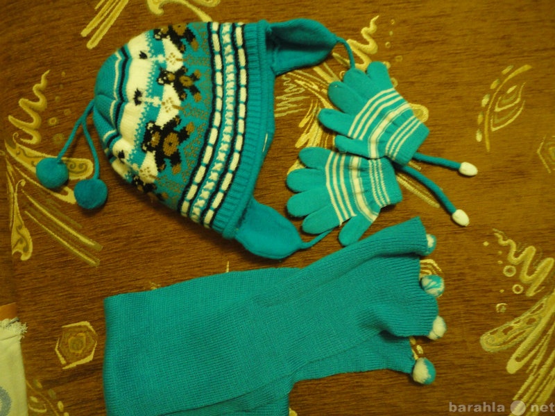 Продам: Детский набор (шапка, шарф и перчатки)