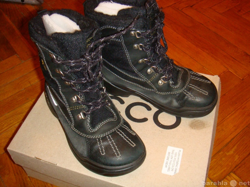 Продам: детские зимние ботинки Ecco