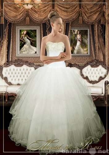 Продам: Свадебное платье новое ivory 2013