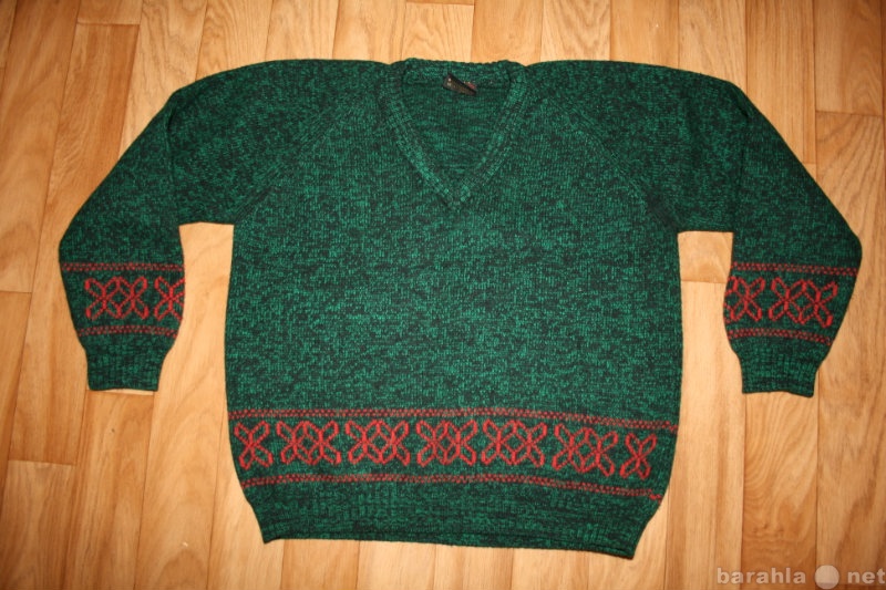 Продам: шерстяной свитер (мальч. 44 р.)+подарки