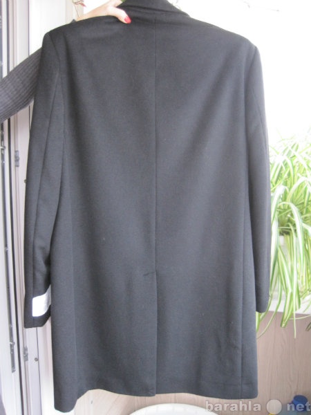Продам: новое кашемировое черное пальто