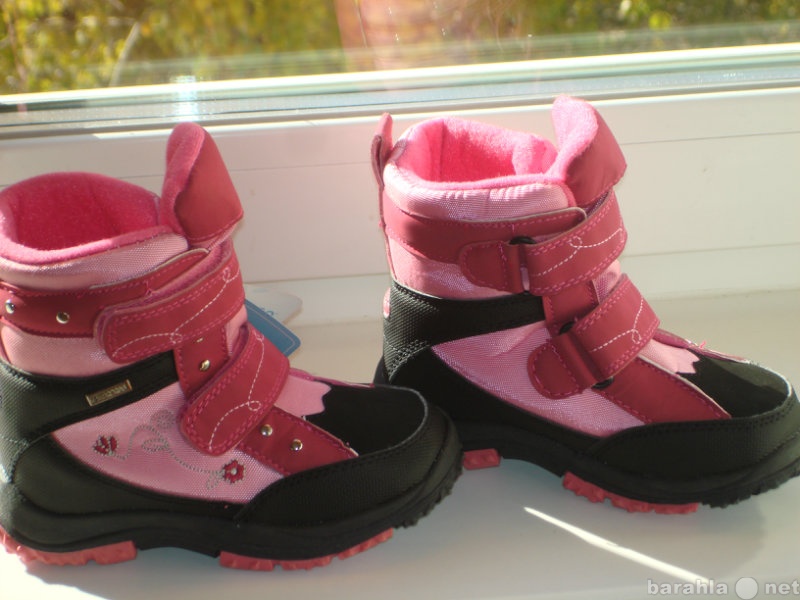 Продам: Новые зимние ботинки Flamingo.