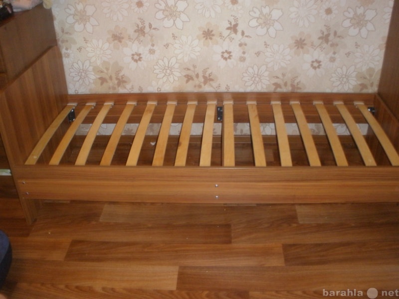 Продам: Кровать односпальная