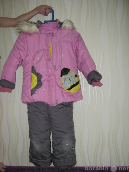 Продам: зимний костюм на девочку 5-7 лет + шапка
