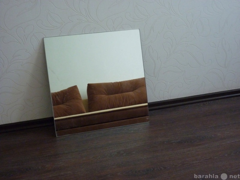 Продам: Плитка зеркальная потолочная