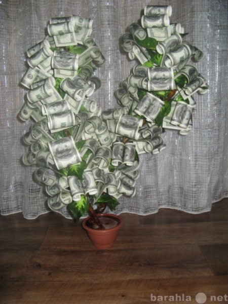 Продам: Отличный подарок - дерево с долларами.