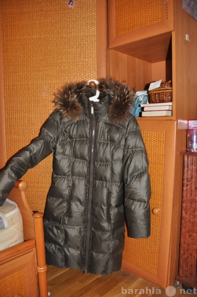 Продам: Пальто зимнее для девочки 12 лет