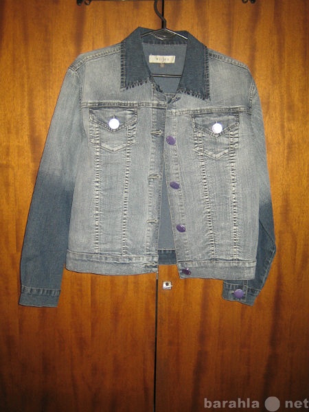 Продам: Куртка женская джинсовая