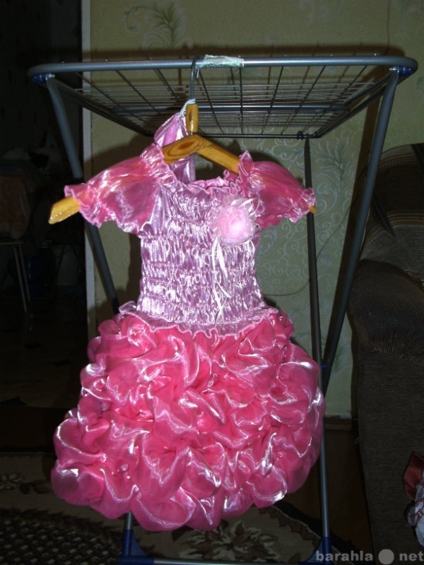 Продам: Платье для девочки на 1 годик