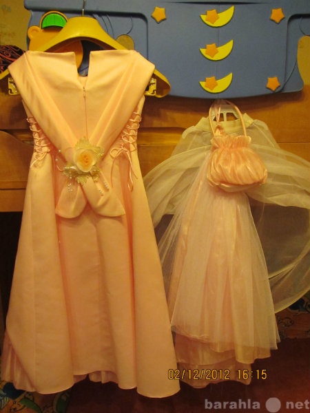 Продам: платья для принцессы