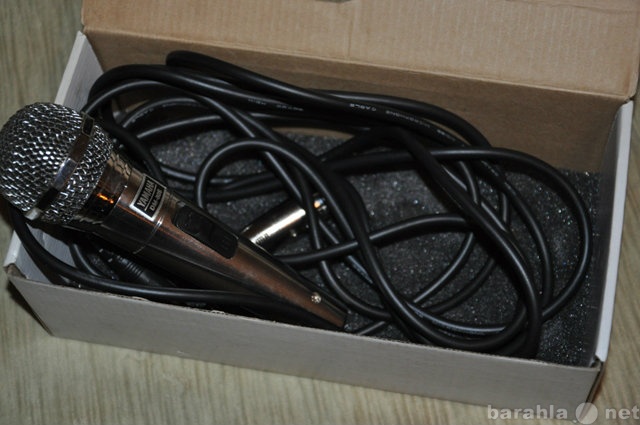 Продам: Продаю микрофон Yamaha DM-80S