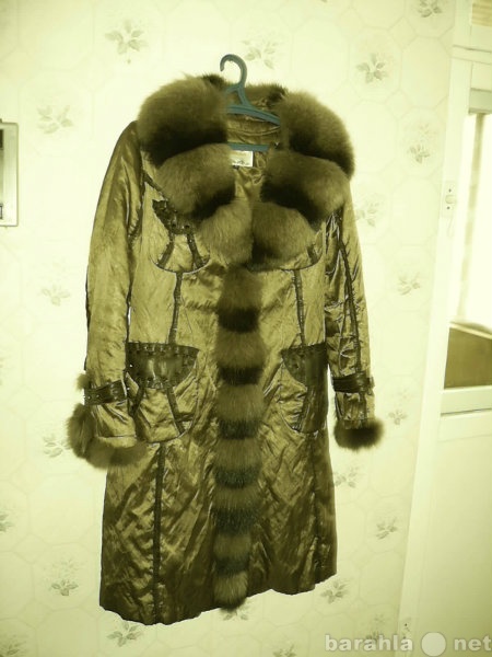 Продам: Пальто жен. стильное «осень-зима»