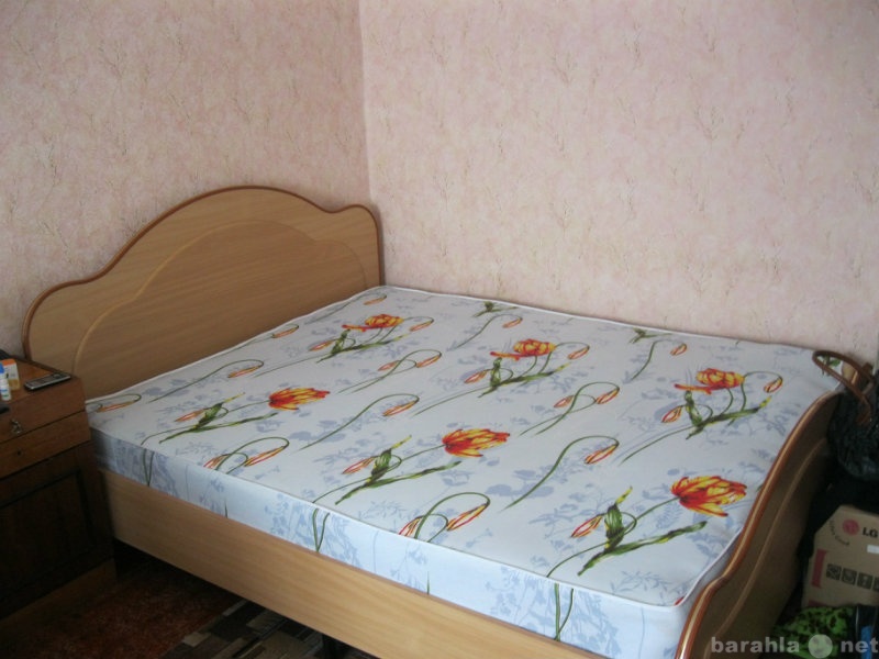 Продам: Двухспальная кровать