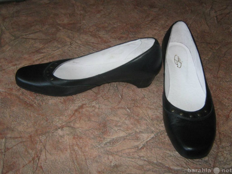 Продам: Новые туфли и босоножки большого размера